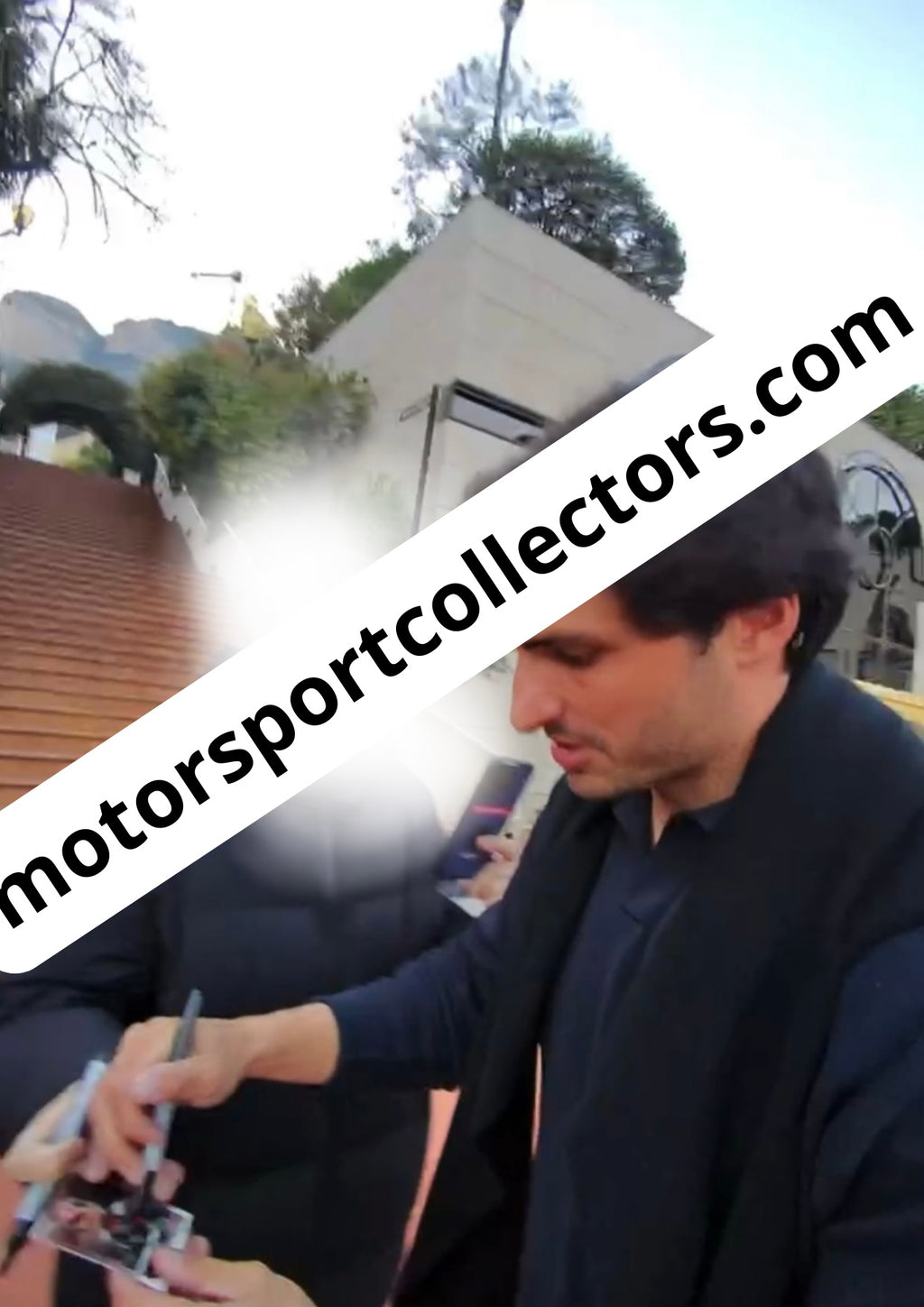 Topps Chrome Card – Signed by Carlos Sainz