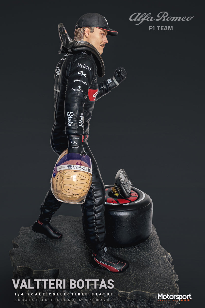 Valtteri Bottas - 1/4 Scale Statue