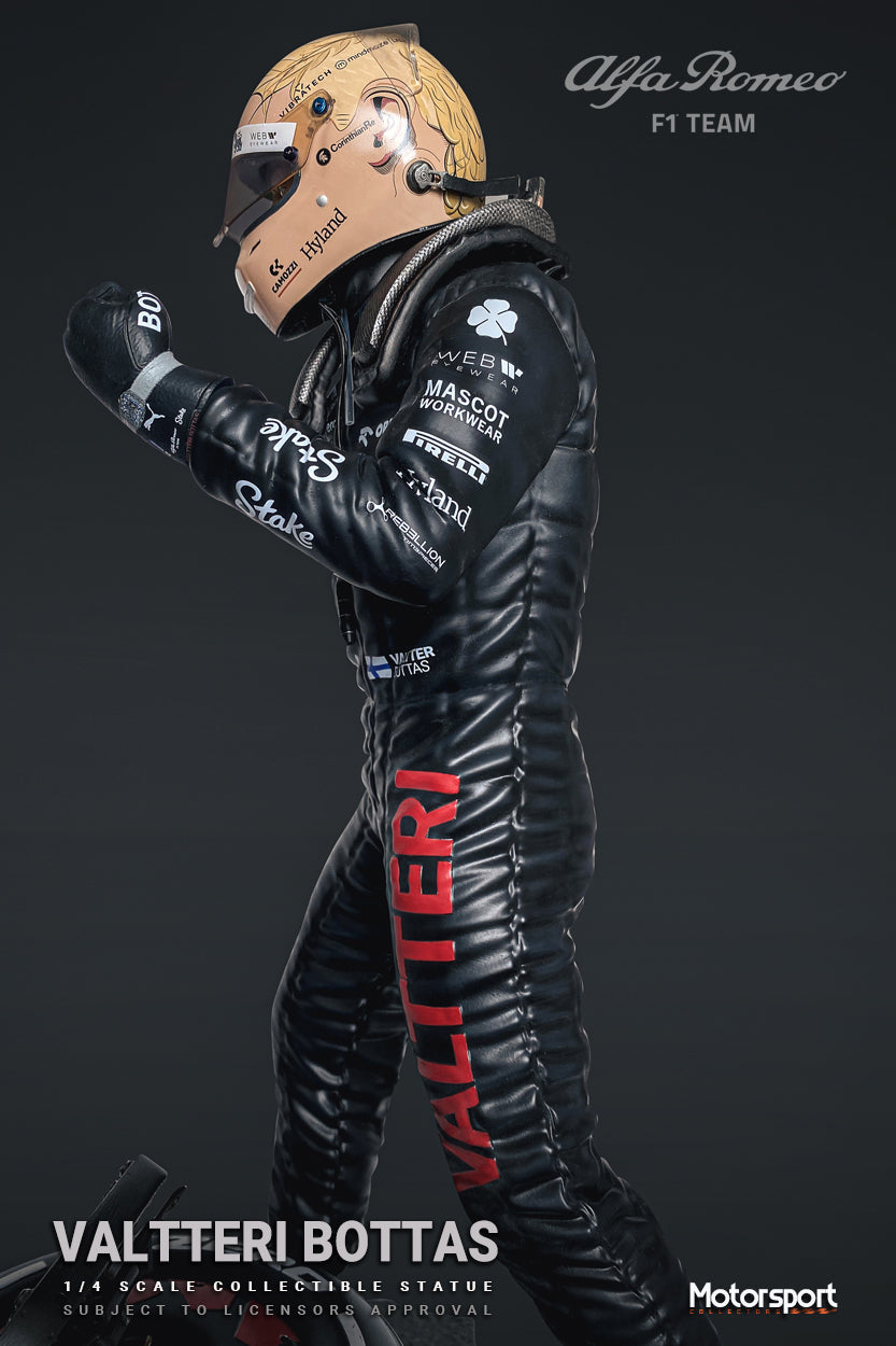 Valtteri Bottas - 1/4 Scale Statue