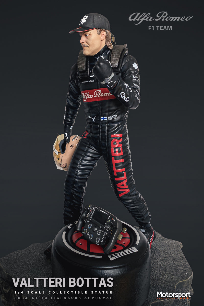 Valtteri Bottas - 1/4 Scale Statue