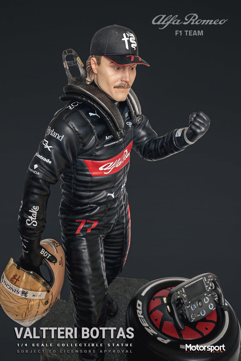 Valtteri Bottas - 1/4 Scale Statue