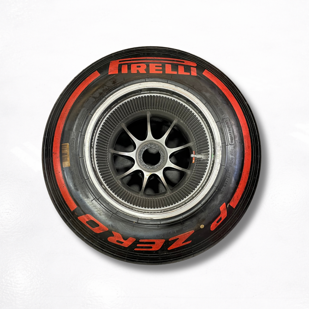 Max Verstappen 2021 Redbull Rear Wheel