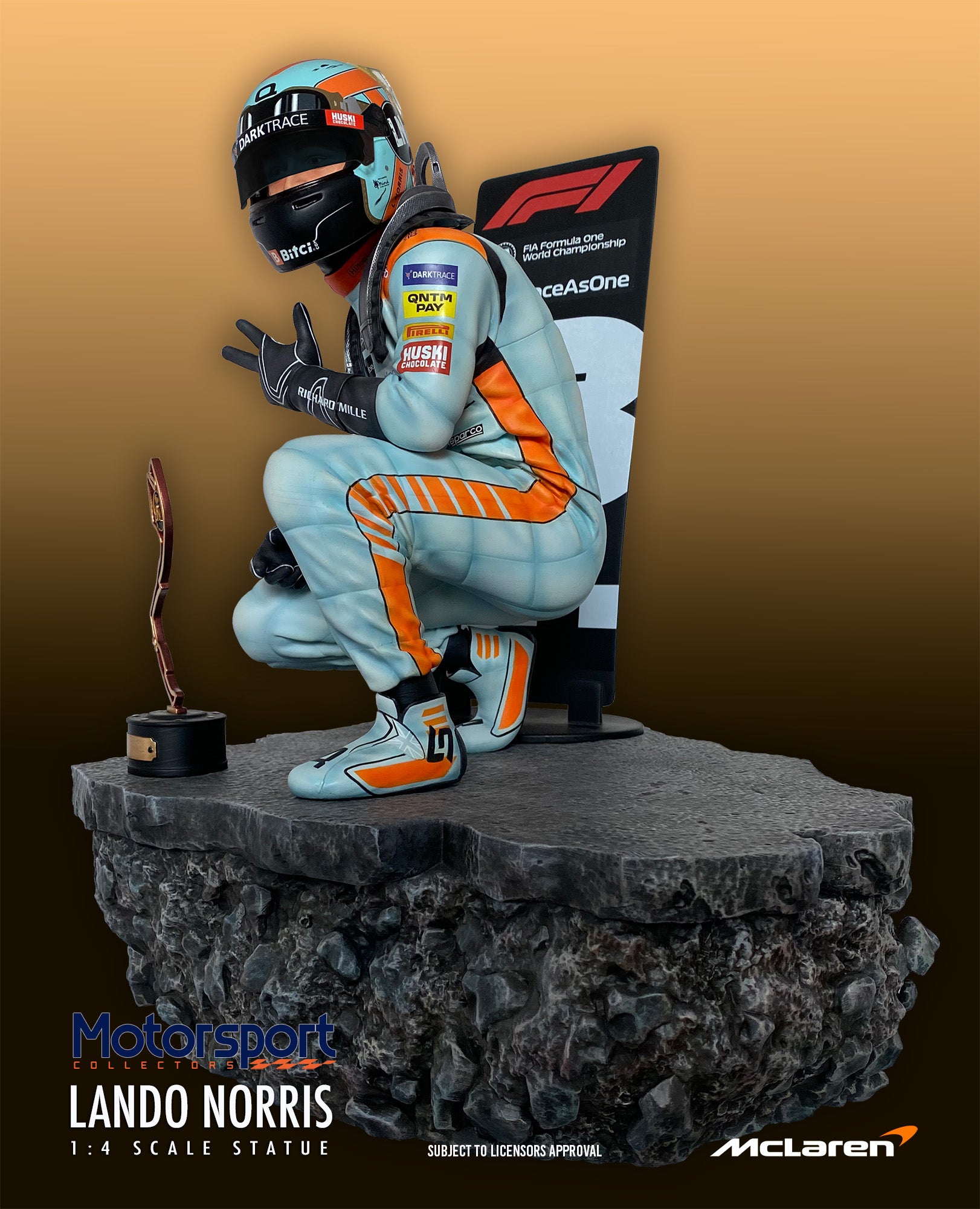 Lando Norris - 1/8 Scale Statue